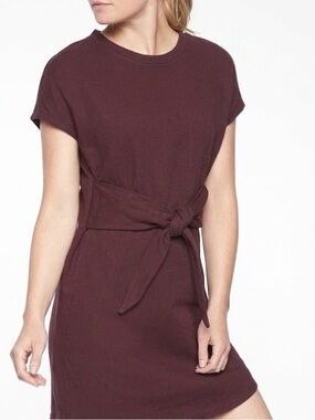 Athleta -Burgundy Mini Dress with Zippered Pocket in Slash size ST